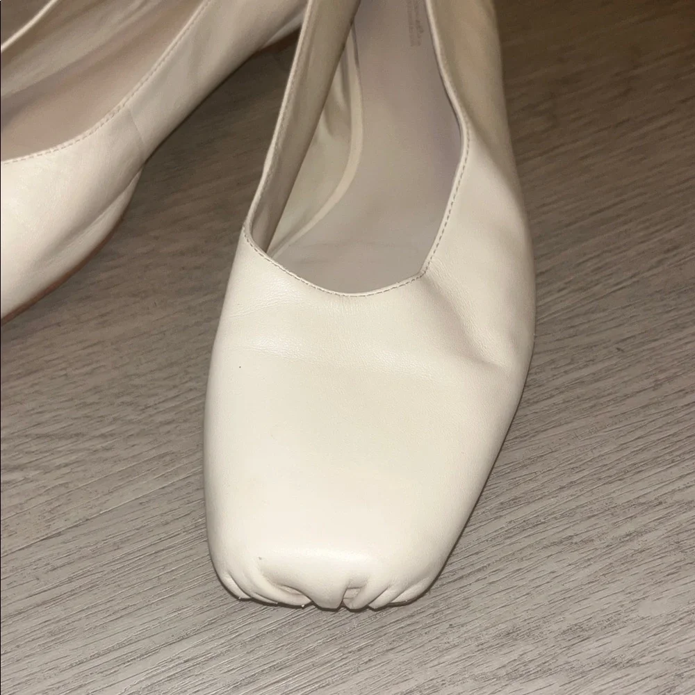 Reformation - Picture 2 of 10